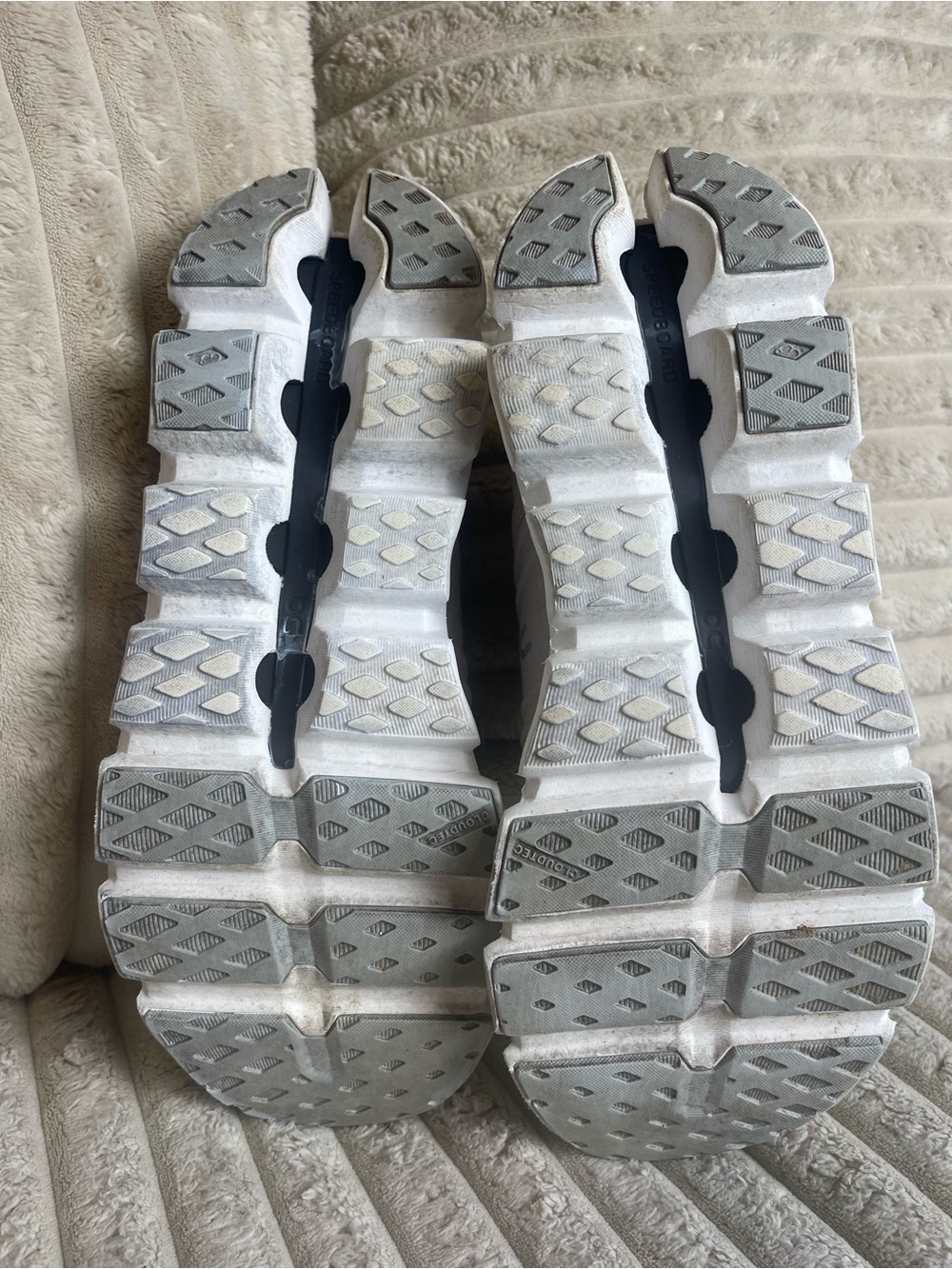 Cloudswift 3 AD Women's White Running Shoes Size 8.5 - Picture 4 of 12
